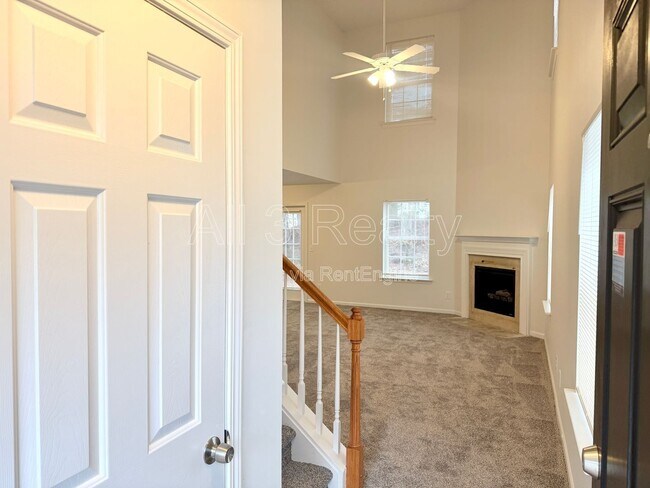 Foto del edificio - 3415 Sable Chase Ln