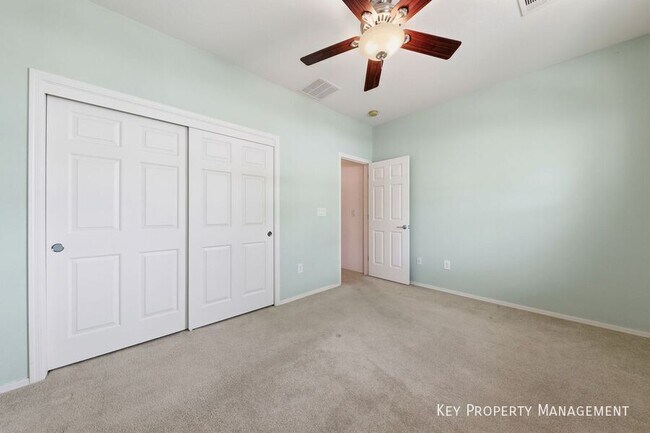 Foto del edificio - 2166 Idaho Falls Dr