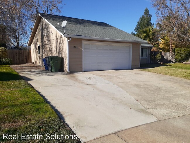 Building Photo - 3 br, 2 bath House - 1800 Bembow Dr