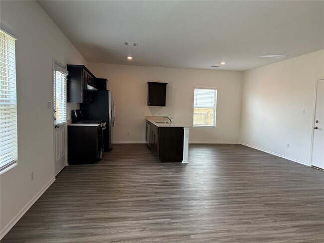 Building Photo - 112 Crownover Cove