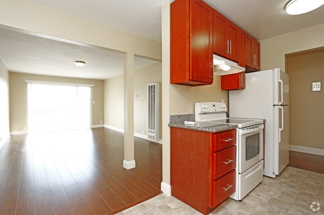 Interior Photo - Summit Apartments