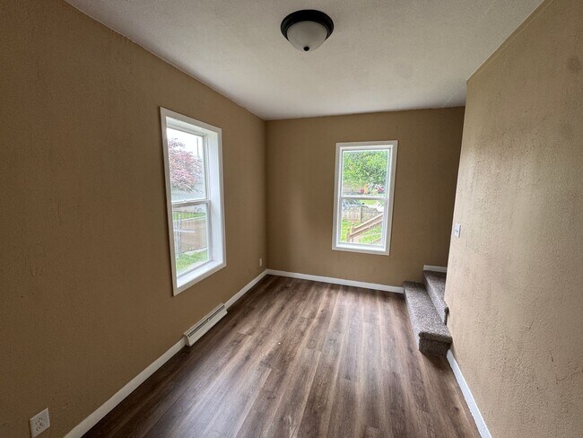 Foto del edificio - Charming 2-Story Home in Moline!