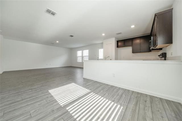 Foto del edificio - 9207 Marilyn Pl