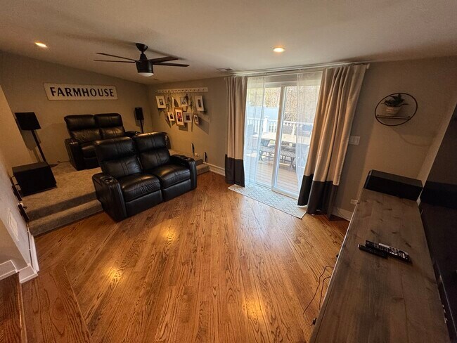 Foto del edificio - 2 W Ridge Ave