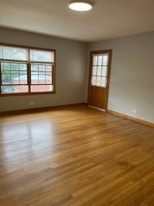 2812 Dundee Rd Unit 13C, Northbrook, IL 60062 Condo for Rent in