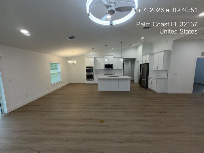 Building Photo - 85 Laramie Dr
