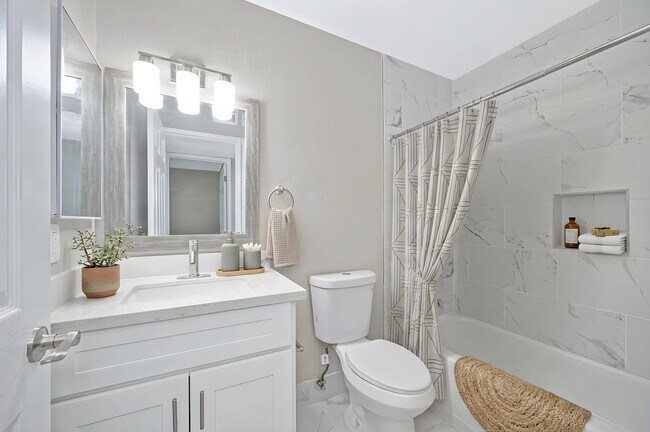 Foto del edificio - Rollingwood Condominium Rentals