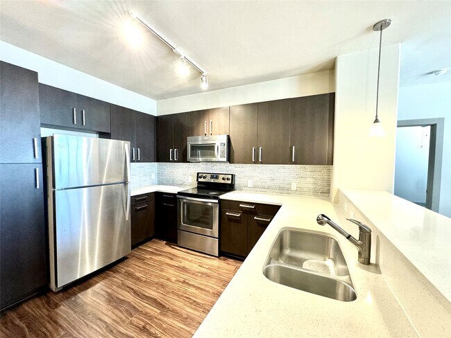 Foto del edificio - 1340 W Gray St