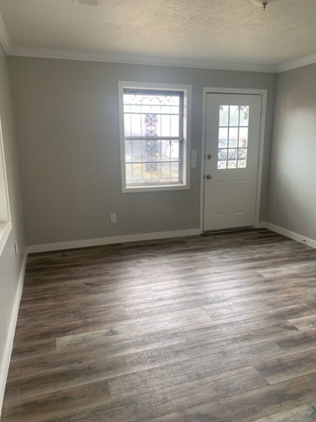 Foto del edificio - Renovated 3 Bedroom 1 Bath Home for Rent!