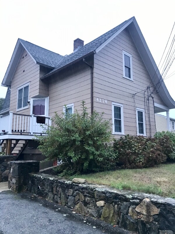 4278 Post Rd Unit A, East Greenwich, RI 02818 Room for Rent in East