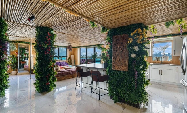 Foto del edificio - 1500 Bay Rd