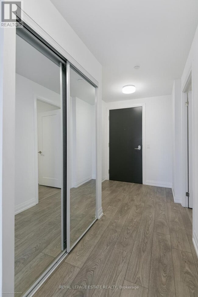 Photo du bâtiment - 286 Main St