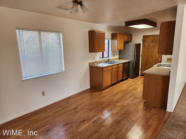 Building Photo - 3 br, 1.5 bath House - 6383 Harvey Road