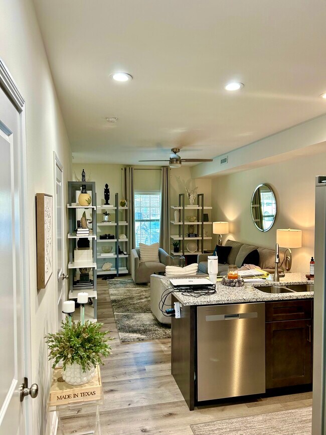 Sala de estar - 192 Fairway Ln