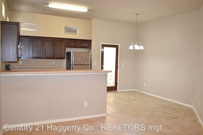 Building Photo - 3 br, 2 bath House - 12220 Costa Brava