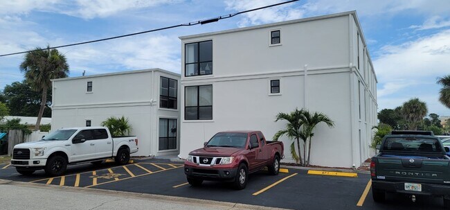Building Photo - 276 Polk Ave