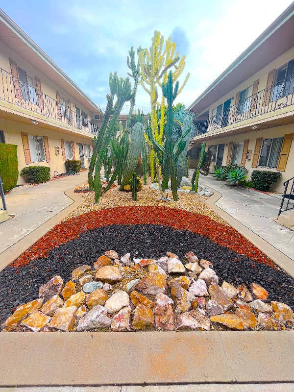 Photo - 850 S Rosemead Blvd Apartment