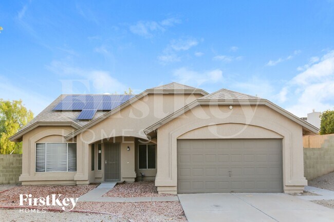 Building Photo - 7520 W San Juan Ave