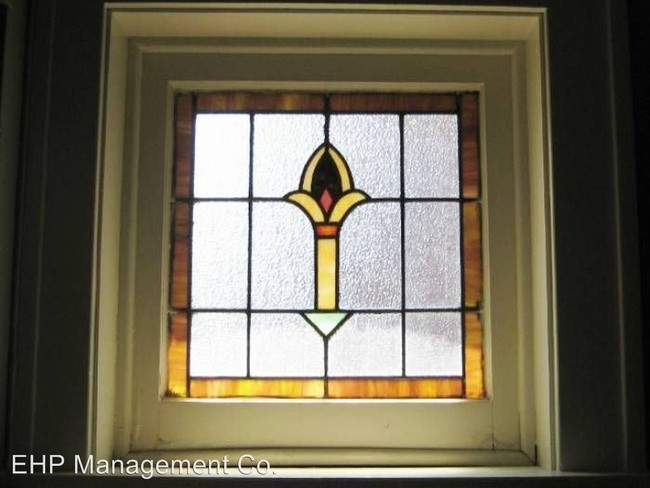 Foto del edificio - 924 Bates St