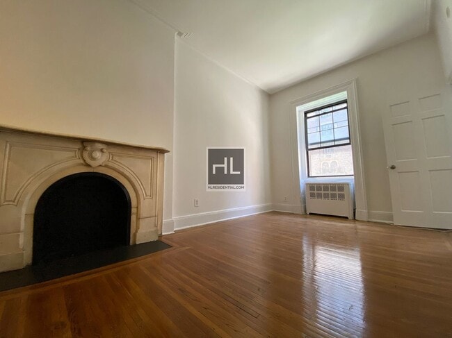 Building Photo - EAST 72 STREET