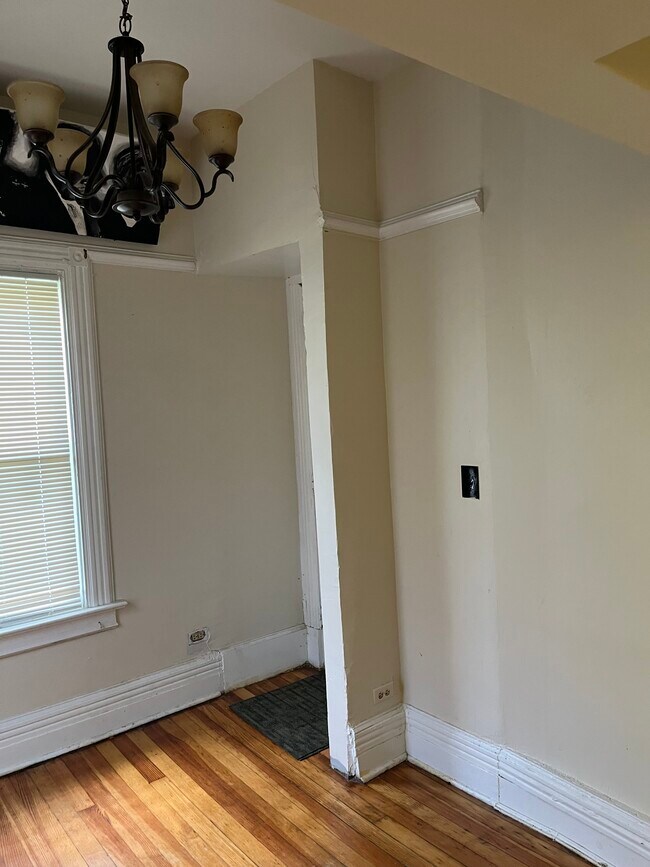Building Photo - 130 S Fulton Ave