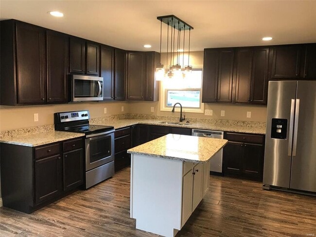 Building Photo - 177 Lake Tucci Cir