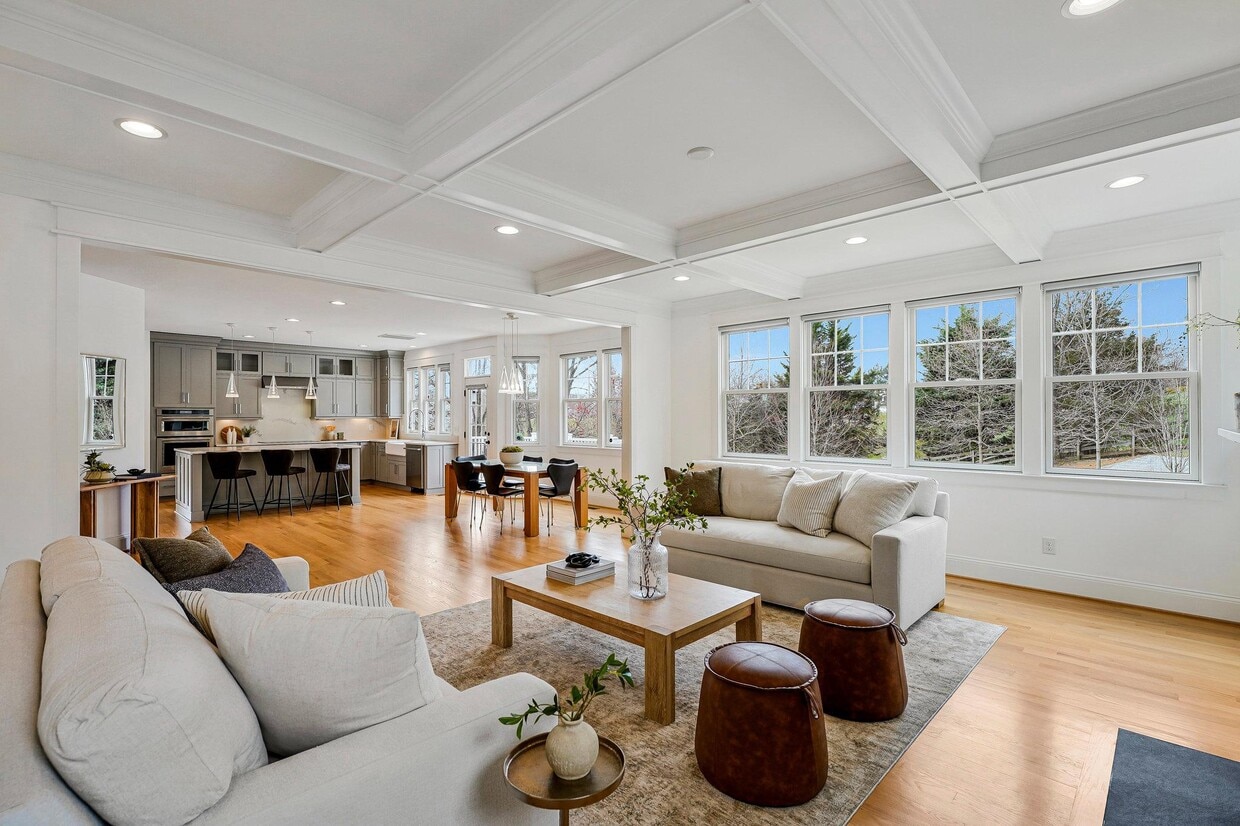 Photo - 938 Dead Run Dr (McLean, VA)