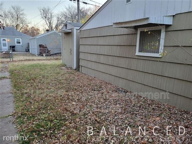 Foto del edificio - 5407 SW Huntoon St