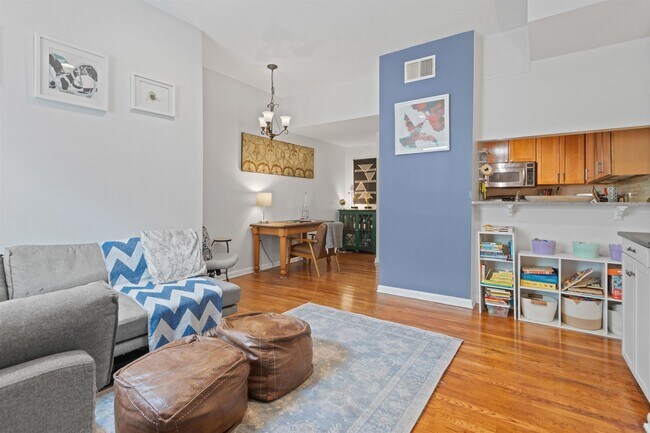 Foto del edificio - 187 Wayne St