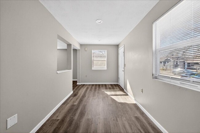 Foto del edificio - 1715 N Oxford St