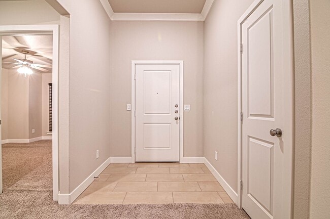 Building Photo - 6841 Rio Pl