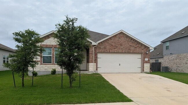 Foto del edificio - 1015 Bluejack Wy