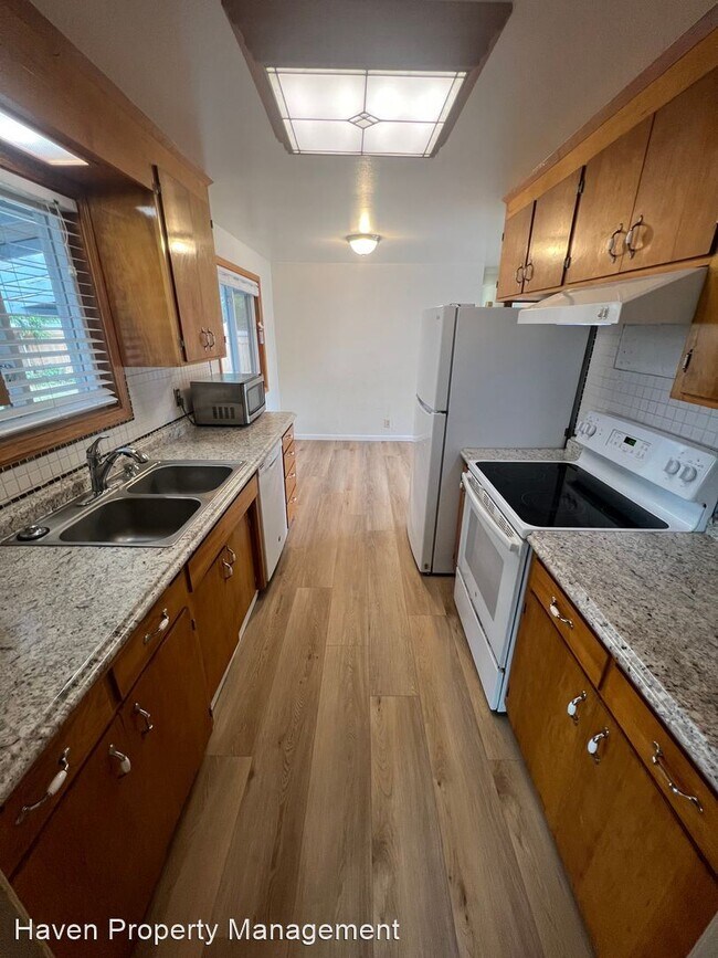 Building Photo - 3 br, 1.5 bath House - 29719 45th Ave S