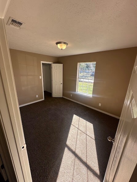 Foto del edificio - 4402 Sanderson Ln