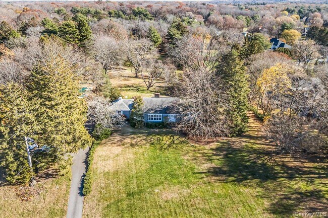 Foto del edificio - 110 Hegemans Ln