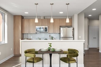 Building Photo - The Grand