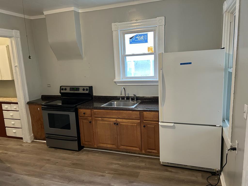 Primary Photo - 26 Siebert Pl