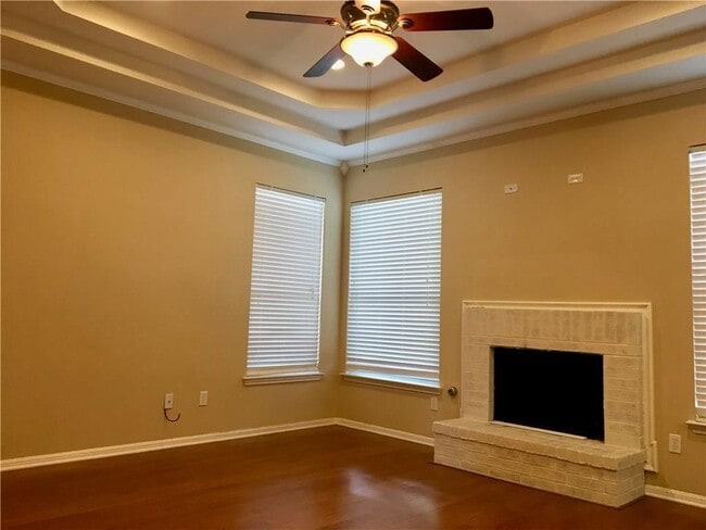 Building Photo - 3705 Eagles Nest St