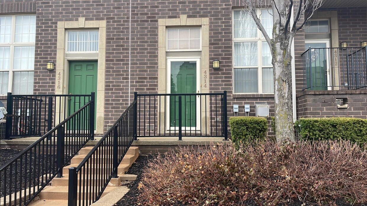 4314 Schaefer Rd, Dearborn, MI 48126 Condo for Rent in Dearborn, MI