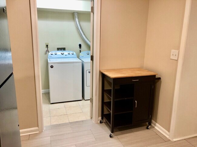 Washer Dryer - 812 Decatur St NW