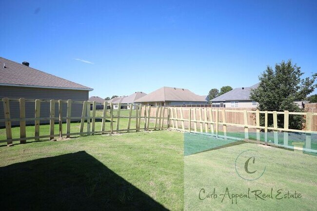 Foto del edificio - $950 October Move in special!! New constru...