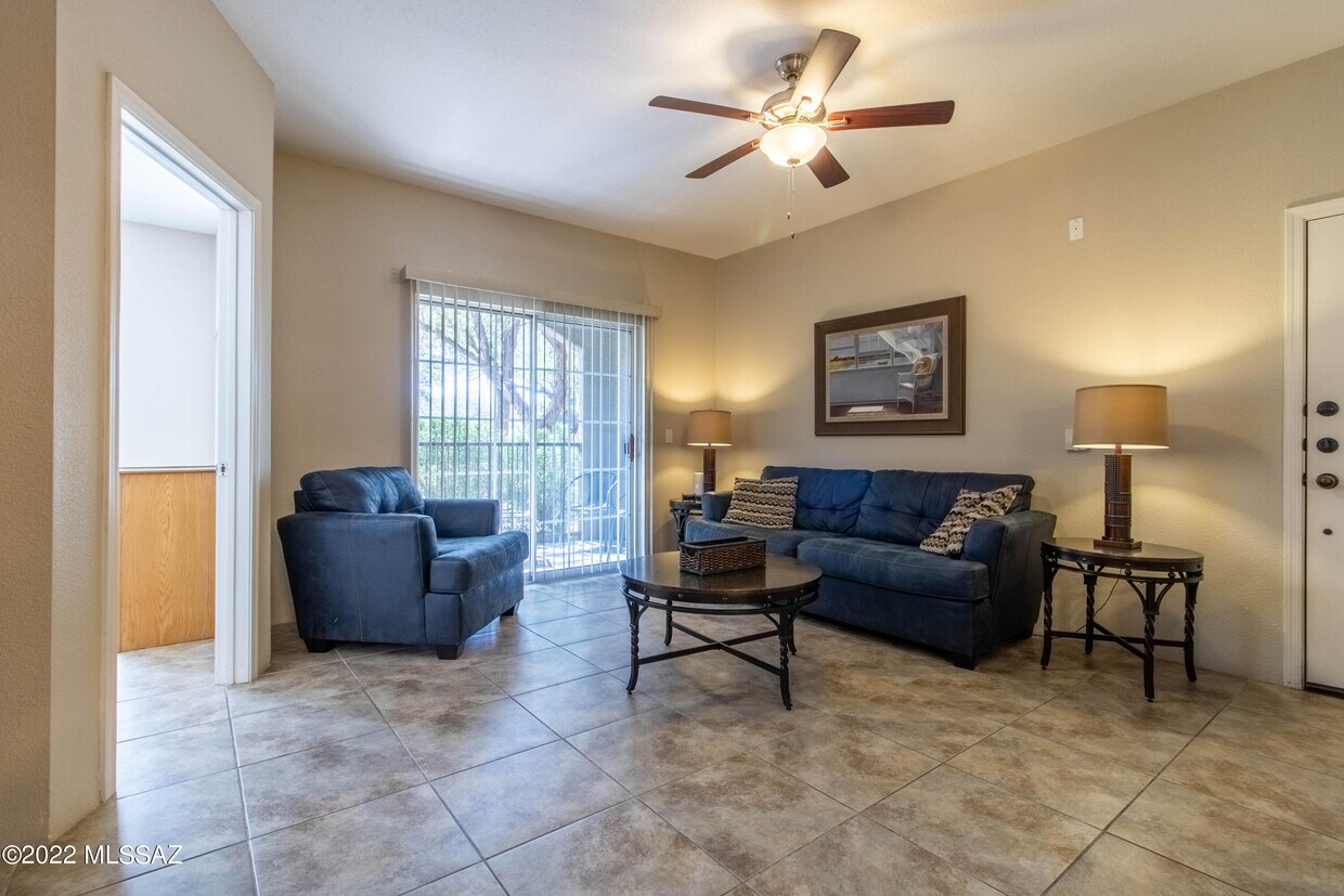 1500 E Pusch Wilderness Dr Unit 6103, Oro Valley, AZ 85737 Condo for