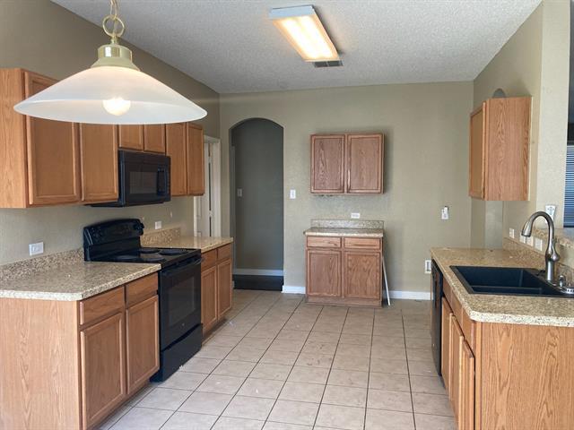 Building Photo - 2016 Aster Trail