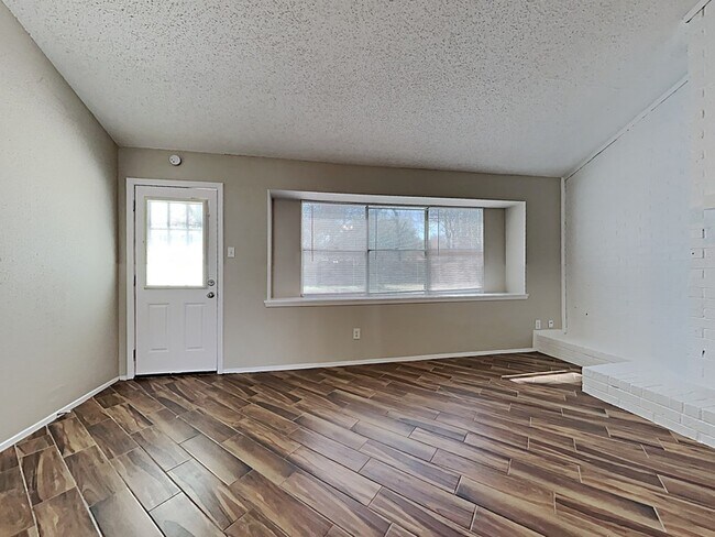 Building Photo - 24111 Spring Towne Dr