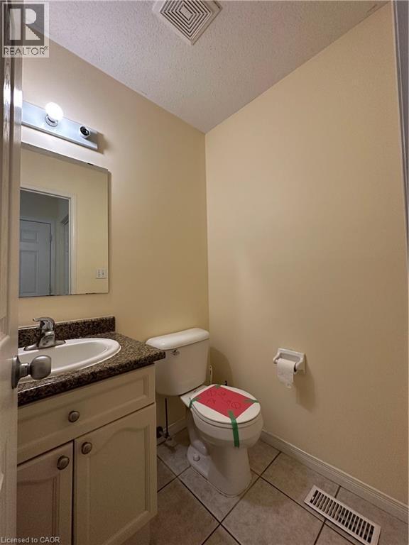 Building Photo - 76 Templewood Dr