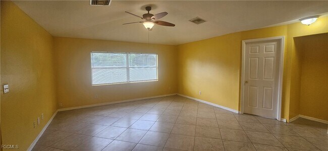 Foto del edificio - 4722 30th St SW