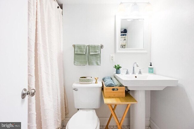 Foto del edificio - 1701 16th St NW