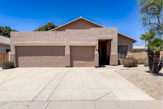 Building Photo - 5946 W Sack Dr