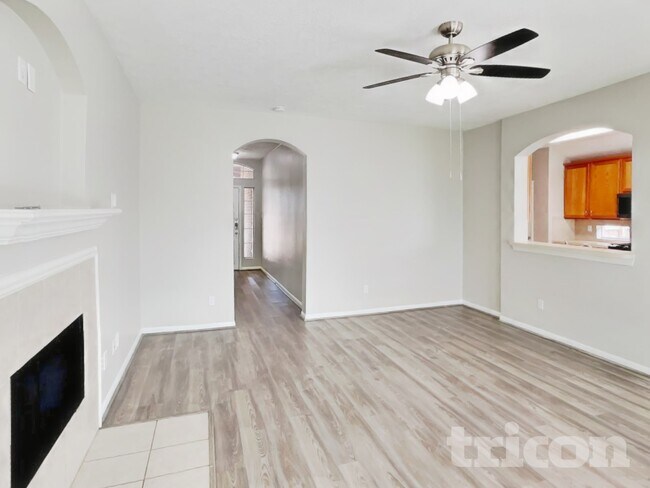 Building Photo - 3123 Spring Ranch Ln