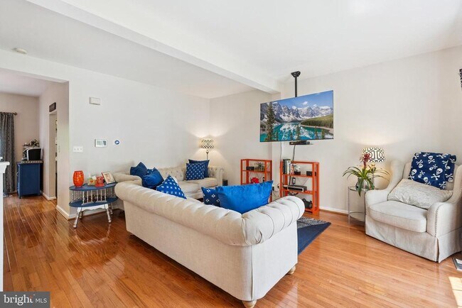 Foto del edificio - 2610 Grayton Ln